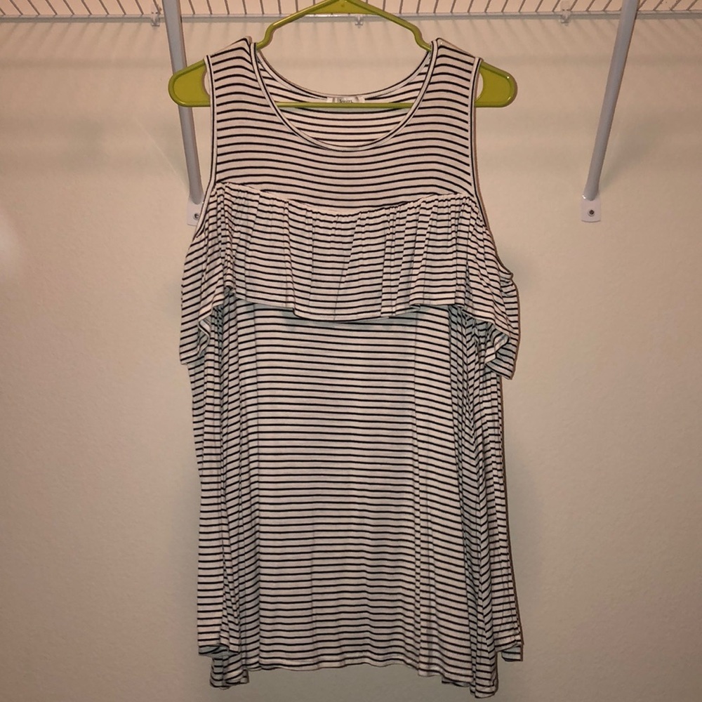 Cold shoulder top